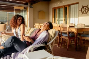 Airbnb’s Pursuit of Double-Digit Growth: Why Analysts Believe the Rental Giant’s Acceleration is Structural.
