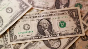 Dollar Rallies Amid Escalating Sanctions on Iran and Fresh Tariffs on Canada, as Treasury Eyes Unprecedented Buyback Strategy.